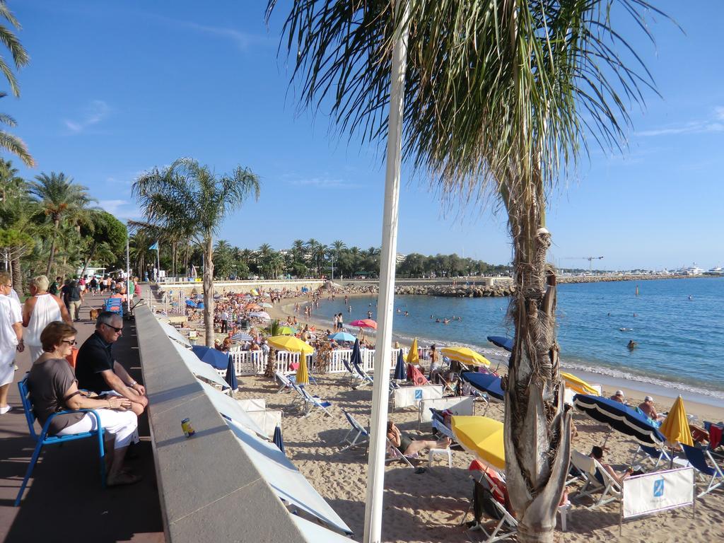 Cannes - View Cap Esterel Экстерьер фото